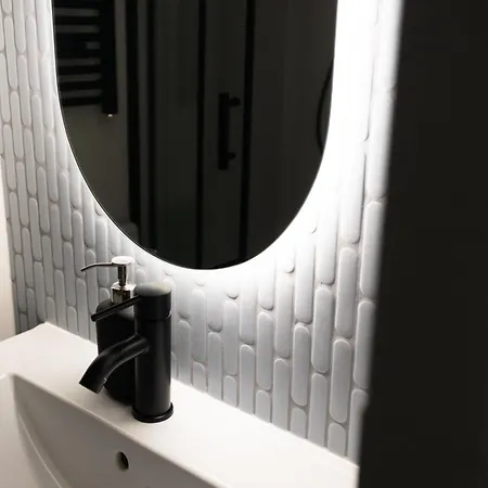 Comfort - By Upstairs Апартаменты Краков