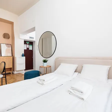 Апартаменты Comfort - By Upstairs